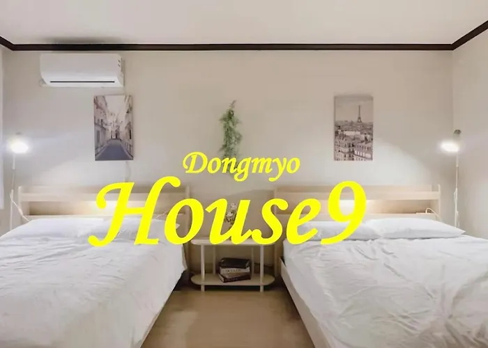 Villa House9 , Room3, Queen Bed4 ,elevator O , Hills X, Stairs X , 4min From Subway And Bus Station,exclusive Space Seul